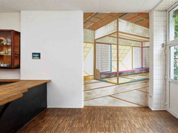 ティールーム Tirūmu im Verkaufsraum